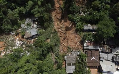 Imagens-aéreas-dos-estragos-da-chuva-no-bairro-Juquehy-em-São-Sebastião-litoral-norte-de-São-Paulo-4